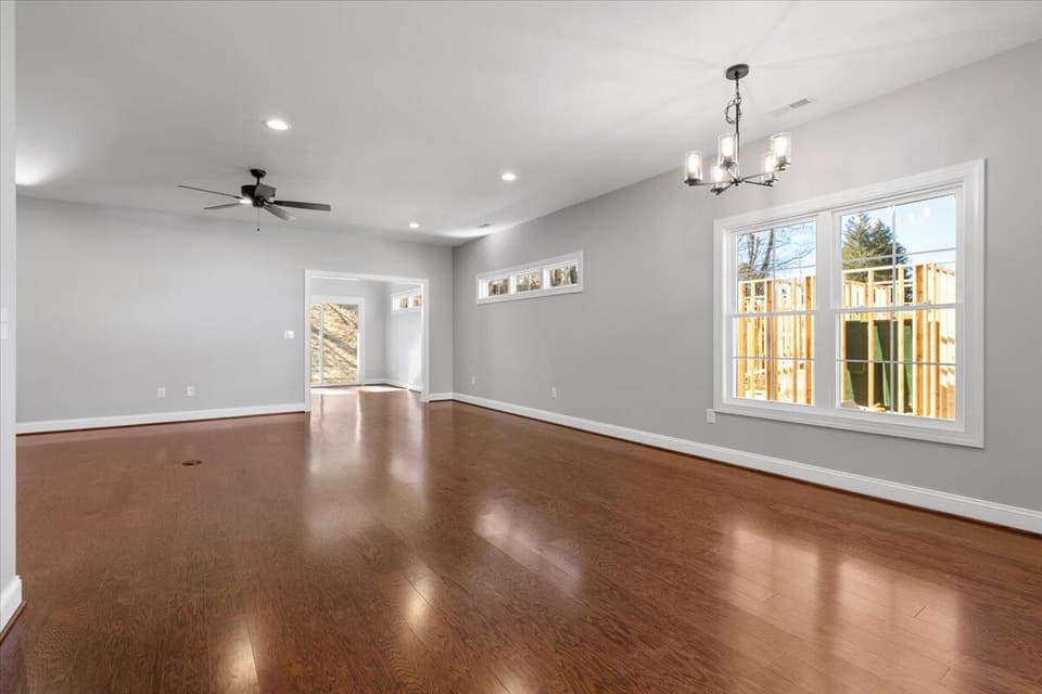 110 Vinnie Avenue NW, photo 5 of 36