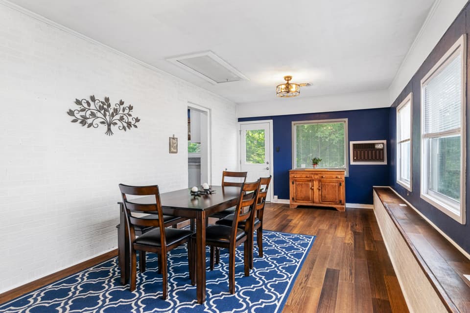 625 Betty Drive, photo 7 of 40