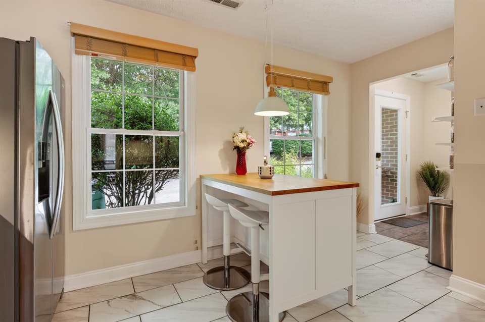 230 Silver Leaf Drive, photo 14 of 40