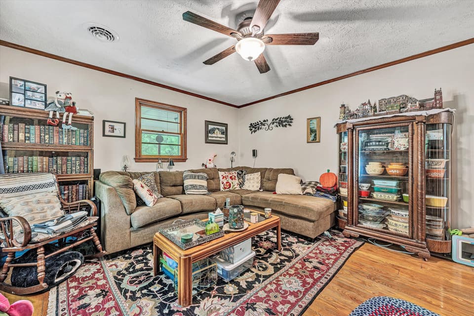 2671 Beulah Ln, photo 10 of 38