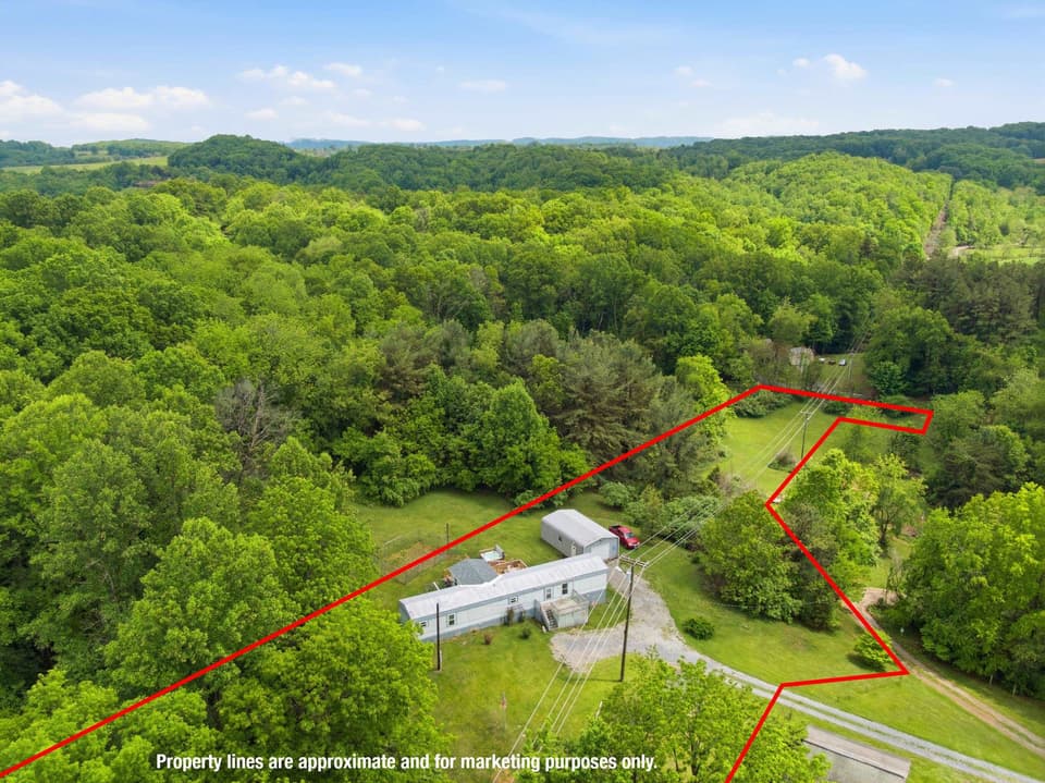 1516 Gunston Road, photo 8 of 40