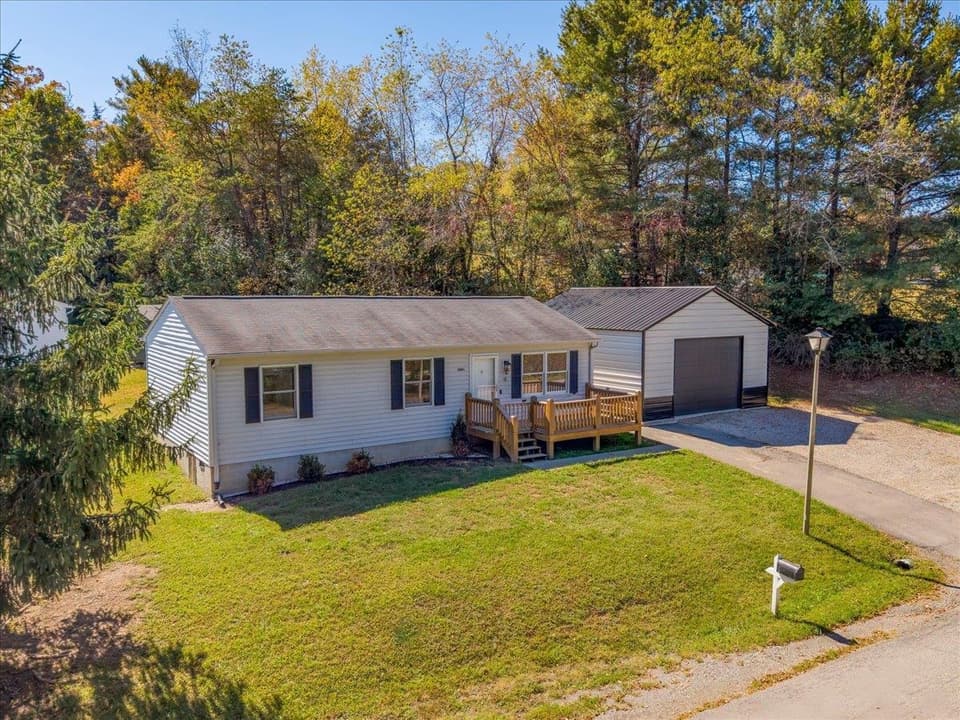 3401 Brookside Drive, photo 2 of 29