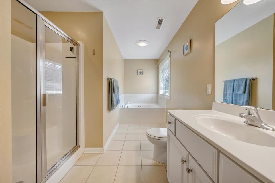 2065 Lake Vista Drive, photo 33 of 40