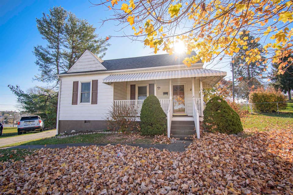 27 Lee Hy Court, Christiansburg, VA