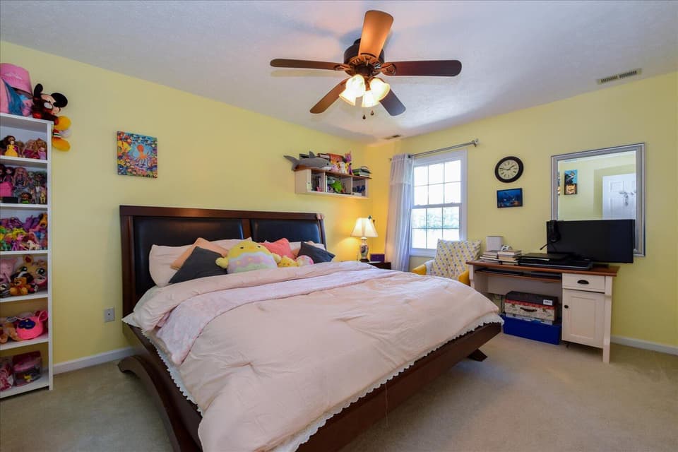 2070 Lake Vista Drive, photo 15 of 36