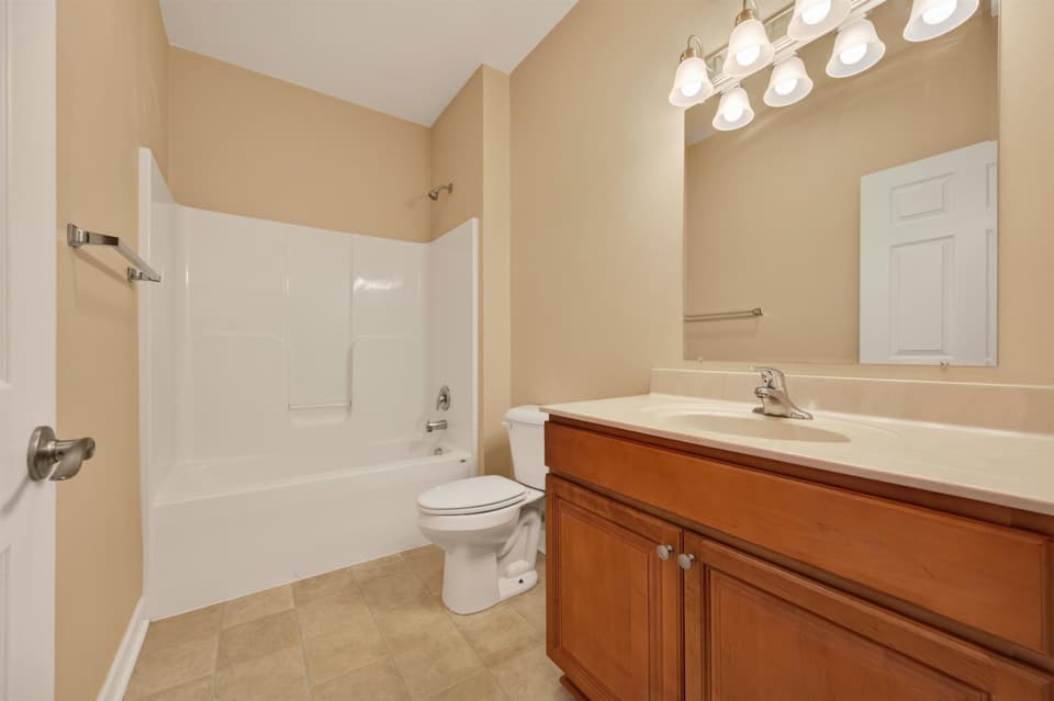 163 Walters Drive, photo 25 of 40