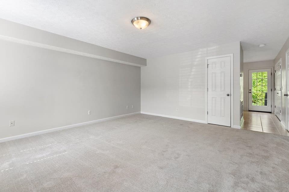 716 Park Street, photo 3 of 31