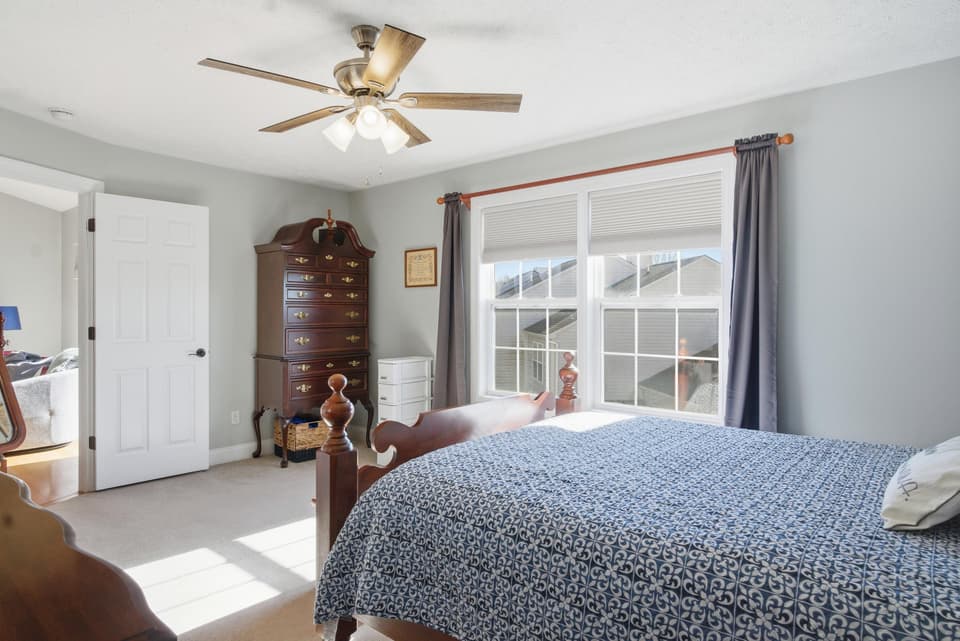 310 Pin Oak Drive, photo 19 of 40