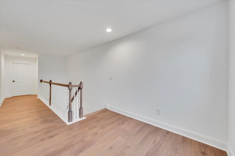1107 Round Meadow Drive, photo 32 of 40