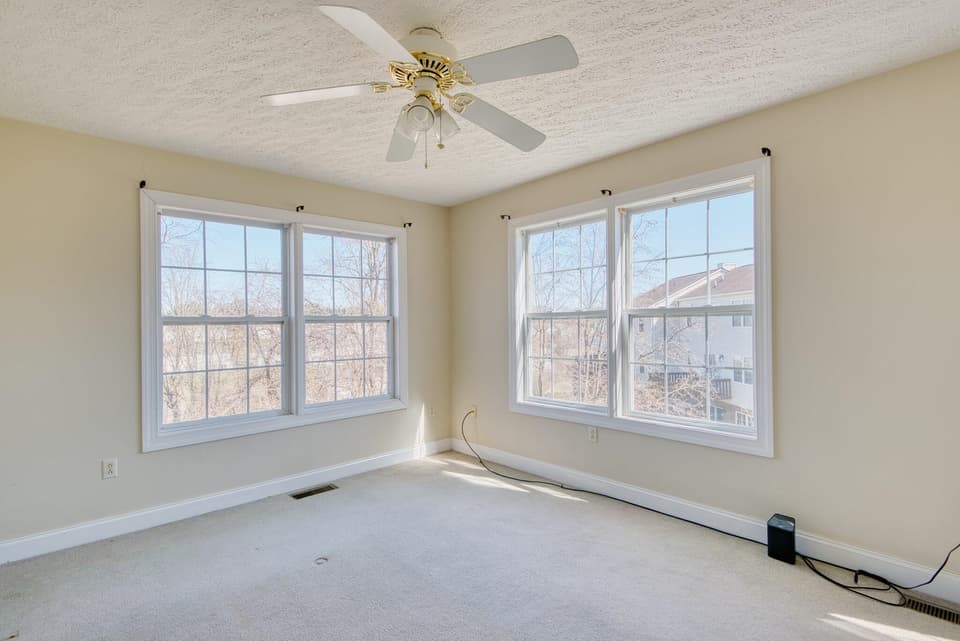 495 Gold Leaf Drive, photo 29 of 40