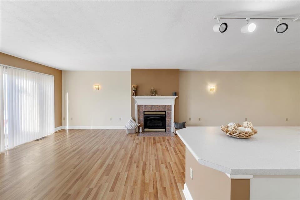 360 Gold Leaf Drive, photo 25 of 40