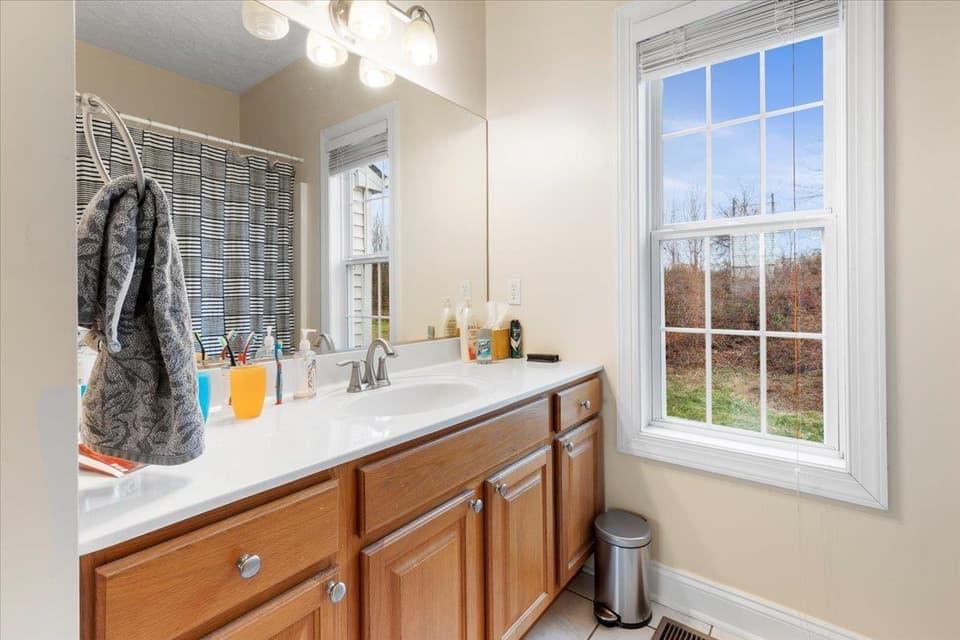 450 Tall Oak Boulevard, photo 31 of 40