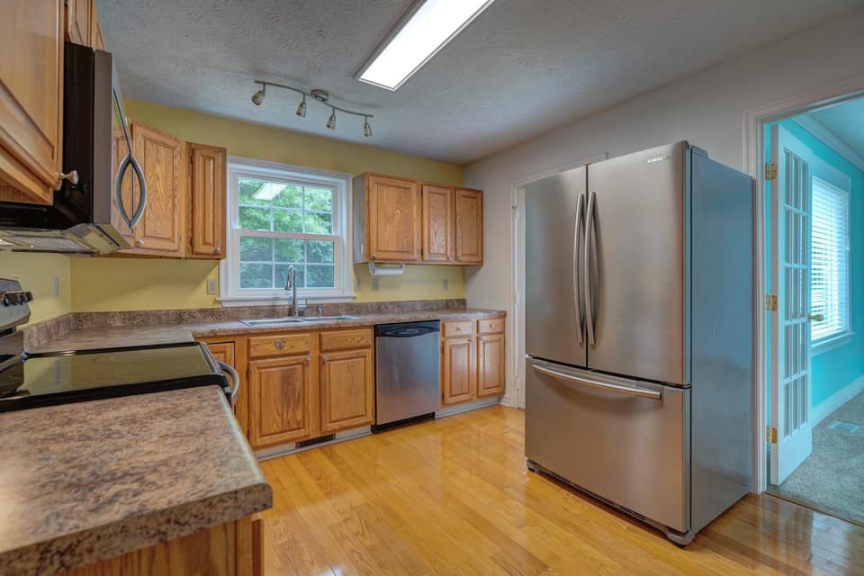 560 Independence Boulevard, photo 19 of 40