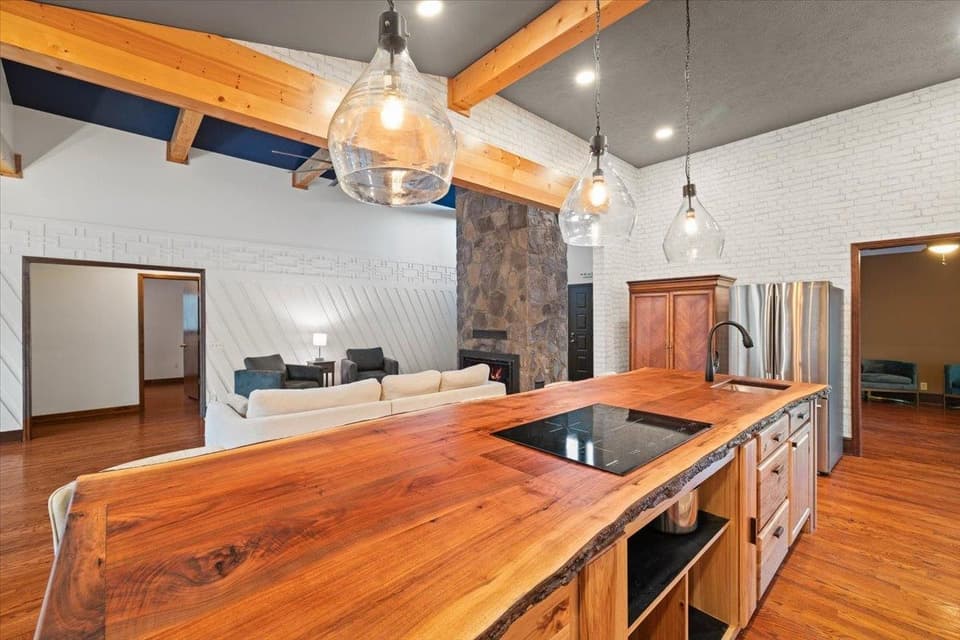 4195 Piney Woods Road, photo 13 of 40
