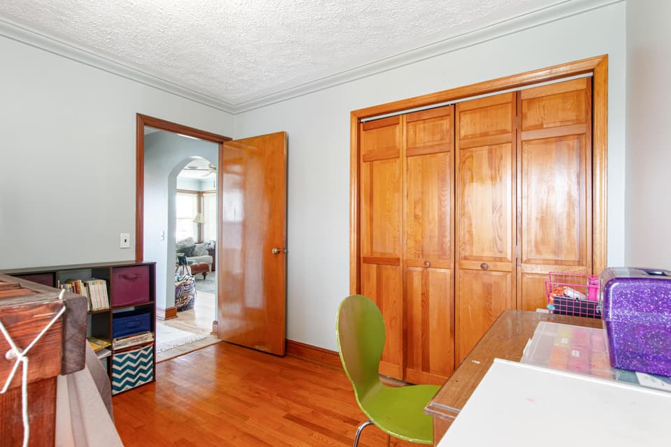 1595 Gallimore Street, photo 26 of 40