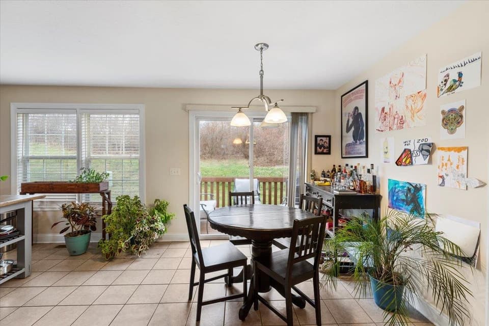 450 Tall Oak Boulevard, photo 12 of 40