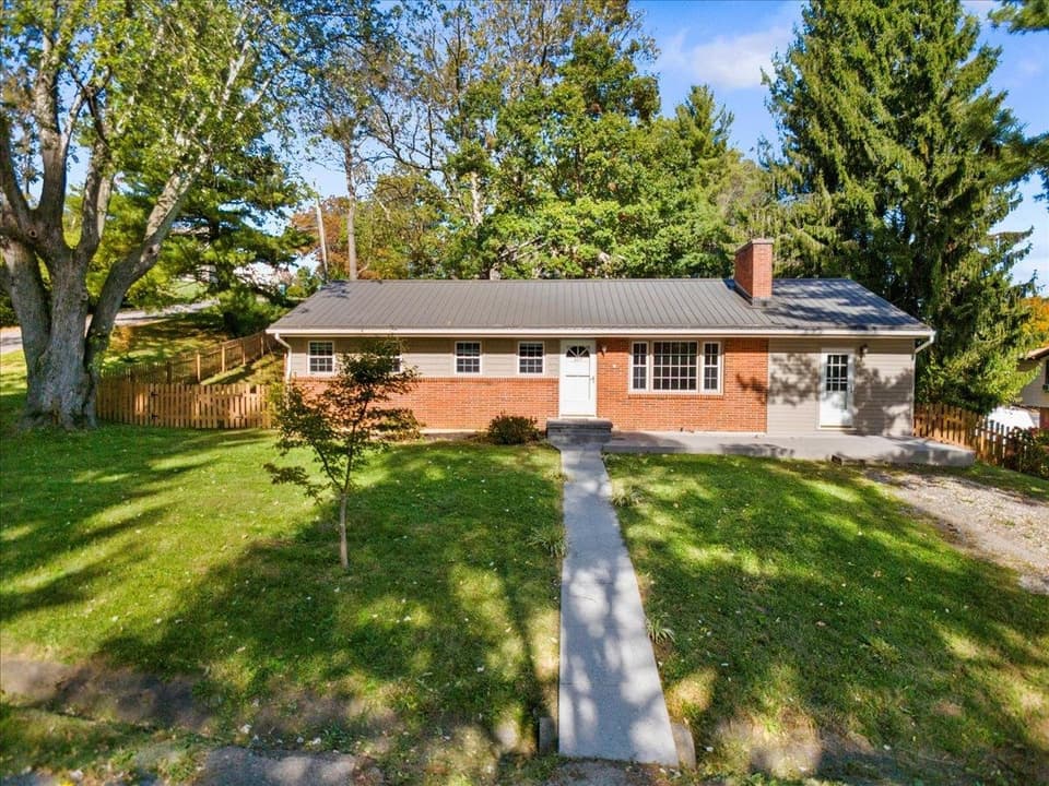 307 3rd Street, Christiansburg, VA