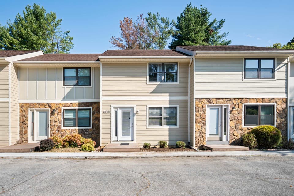 2596 Glade Drive SE, photo 23 of 24