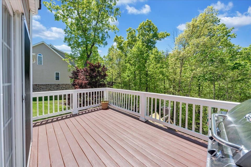 1041 Green Ridge Rd, photo 20 of 40