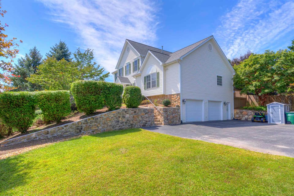 1450 Sleepy Hollow Road, photo 19 of 40