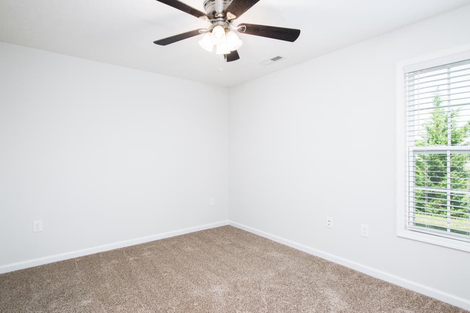 2050 Glade Drive SE, photo 27 of 34