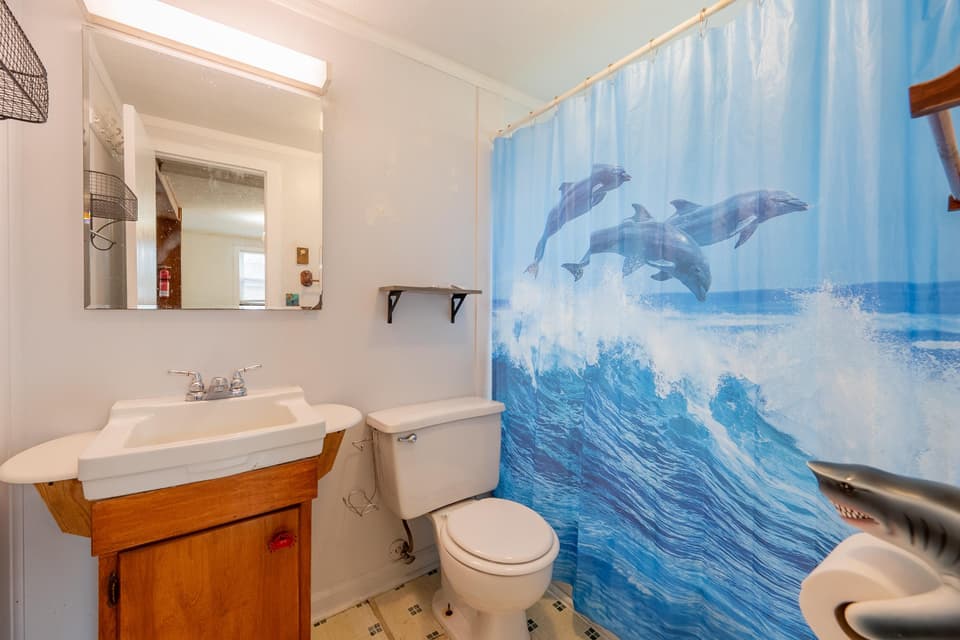 1410 King Street, photo 9 of 20