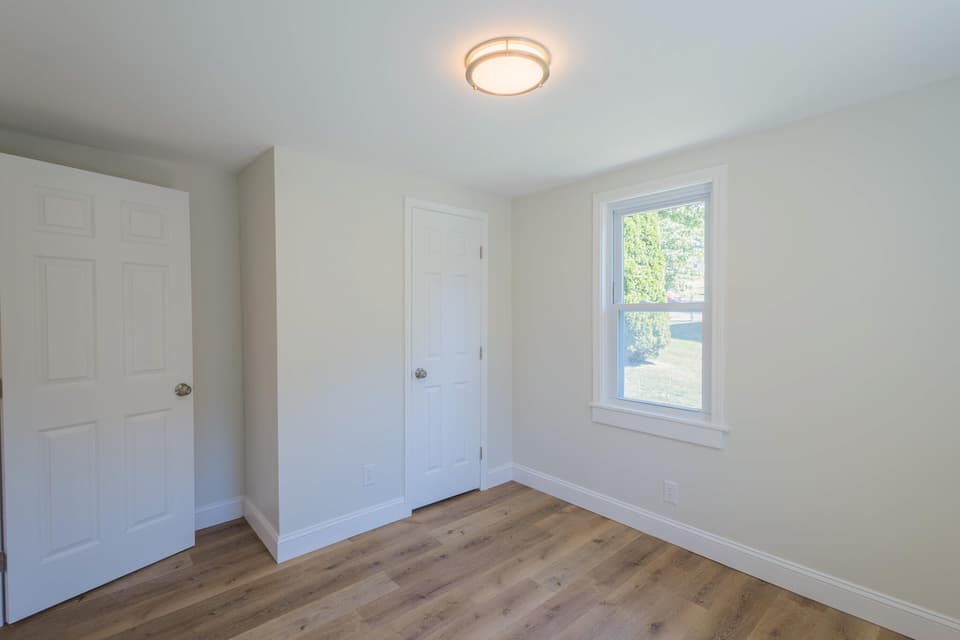 630 School Lane, photo 18 of 33