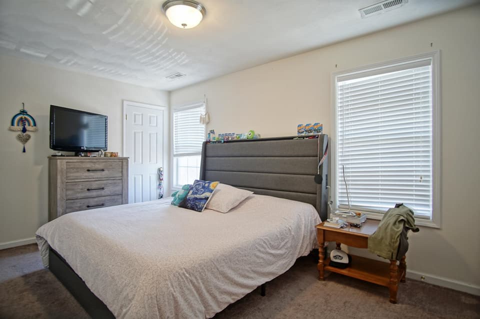100 Salem Lane, photo 21 of 37