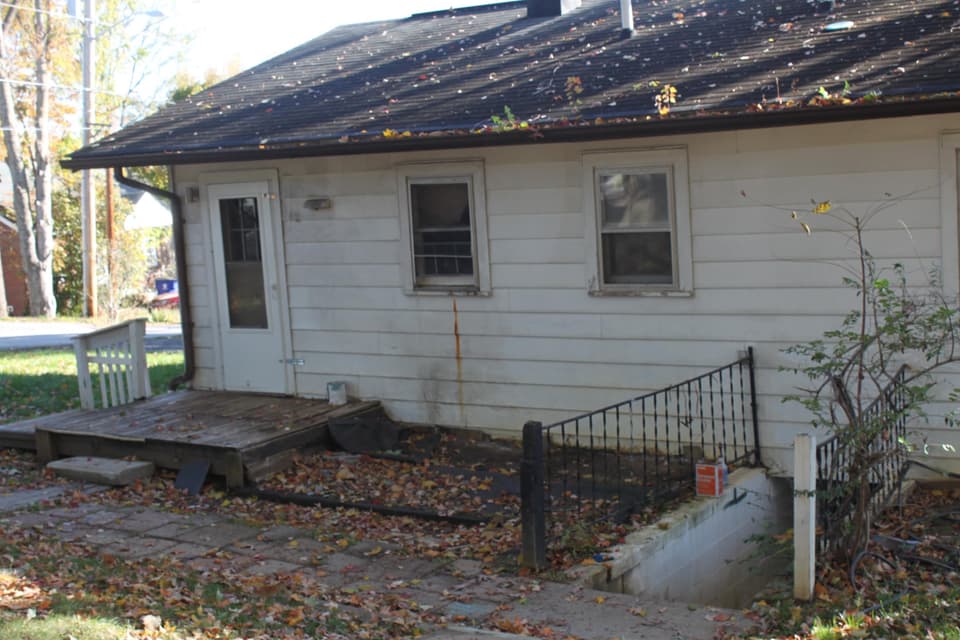 85 Taylor Street, photo 3 of 10
