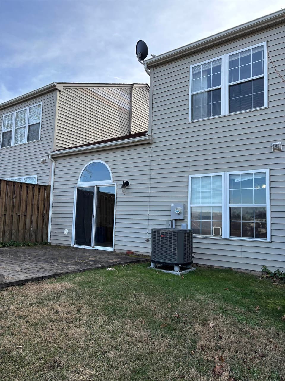 275 Gold Leaf Drive, photo 2 of 25