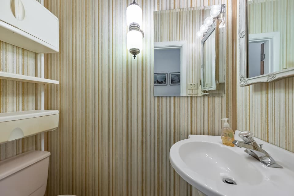 109 Longview Drive, photo 18 of 30
