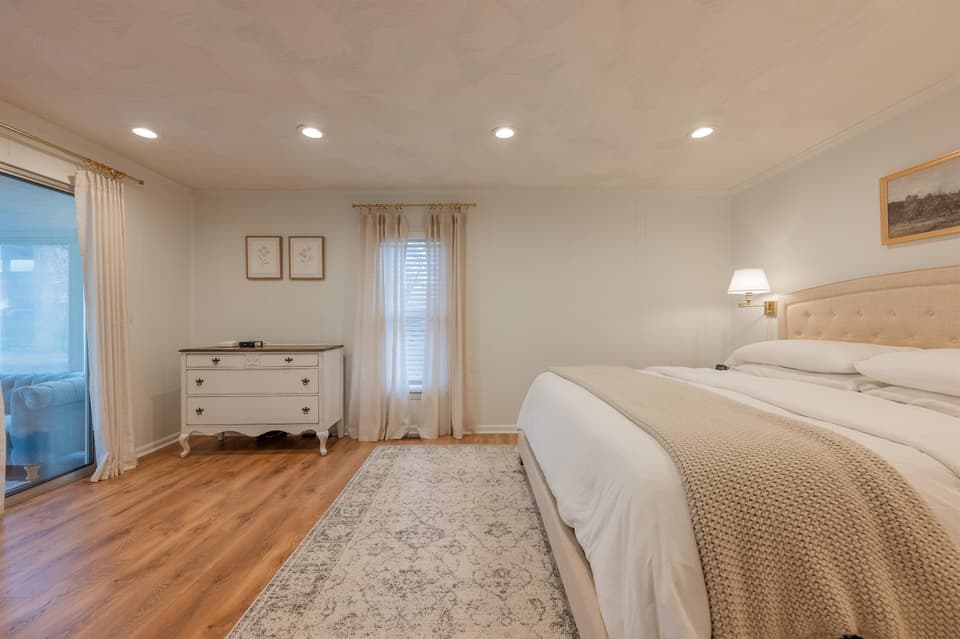 540 Ellett Road, photo 33 of 40