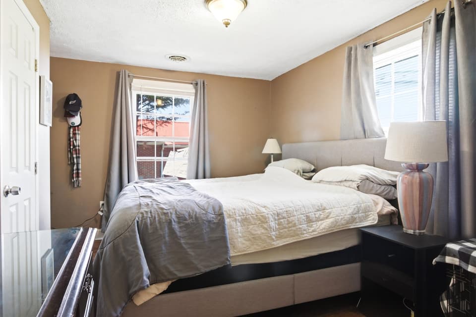 220 Mitchell Street, photo 20 of 30
