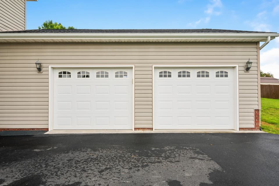 1435 West View Drive, photo 8 of 40