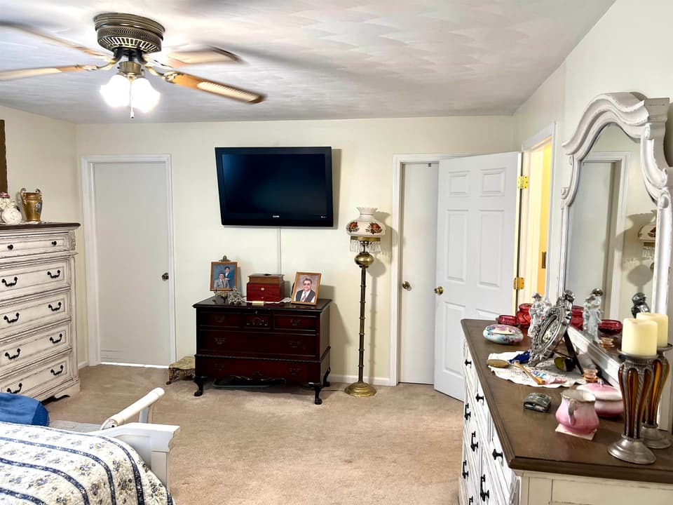 310 Summit Ridge Road, photo 12 of 35