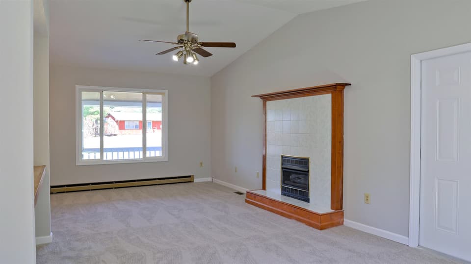 1055 Scott Street, photo 7 of 36