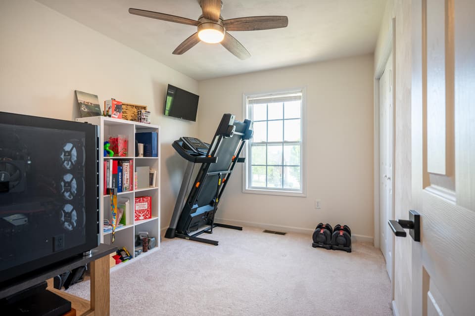 200 Wistaria Drive, photo 17 of 34
