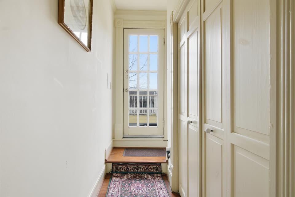 311 E Main Street, photo 12 of 40