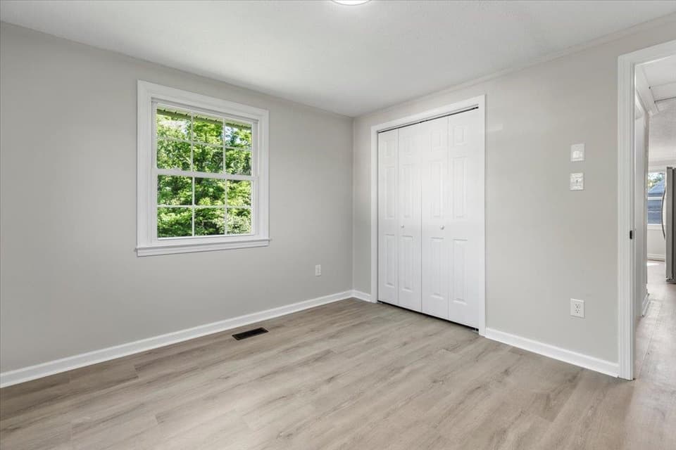 325 Mulberry Drive, photo 18 of 40