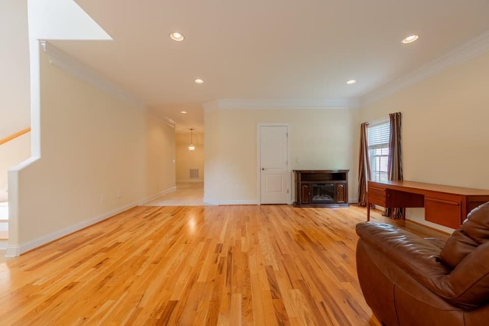 90 Phoenix Boulevard, photo 11 of 40