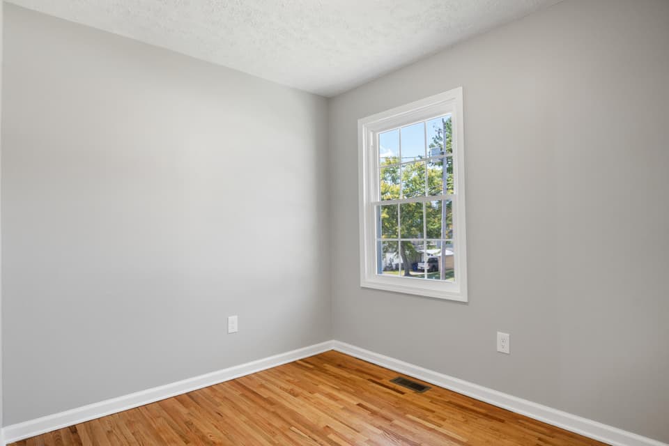 445 Rainbow Street, photo 17 of 31