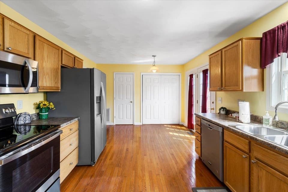 20 Camellia Lane, photo 19 of 40