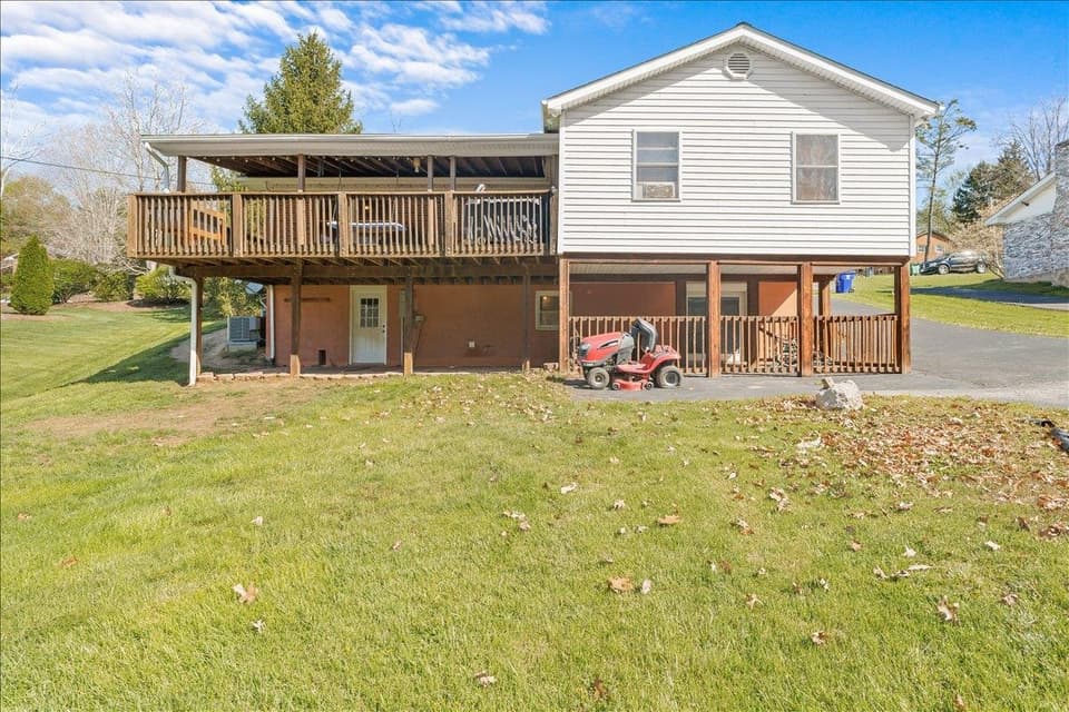 310 Overland Drive, photo 30 of 37