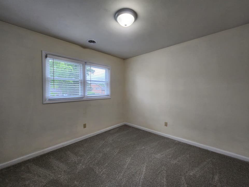 455 Chinquapin Trail SE, photo 22 of 40