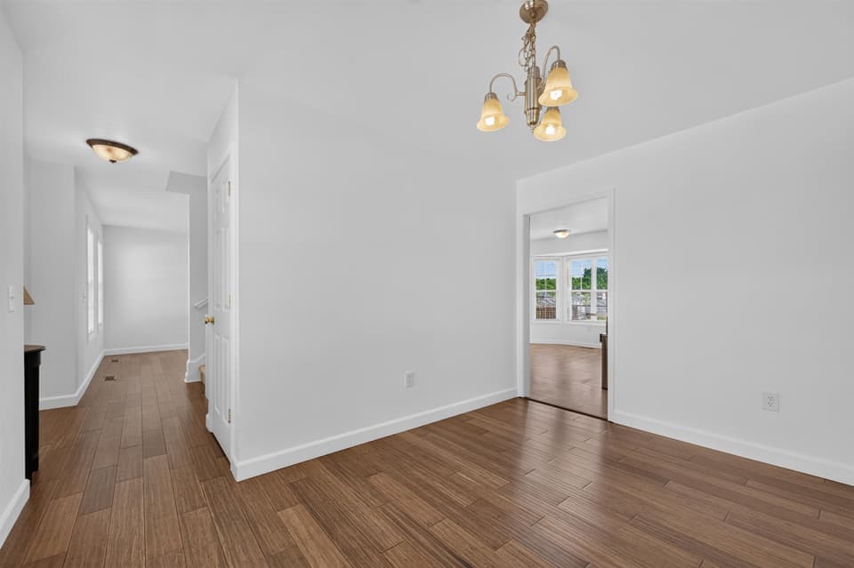230 Chelsea Loop, photo 21 of 40