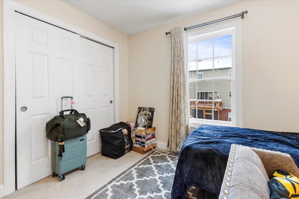 910 Oak Tree Boulevard, photo 25 of 40