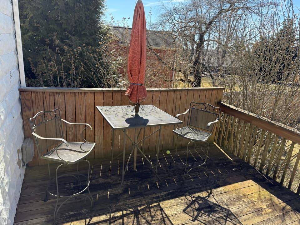 612 E Main St 1, photo 10 of 37
