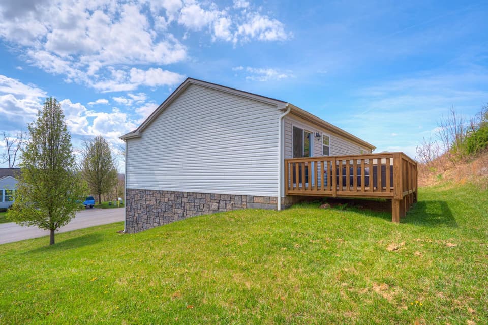 145 Robin Hood Drive, photo 32 of 37