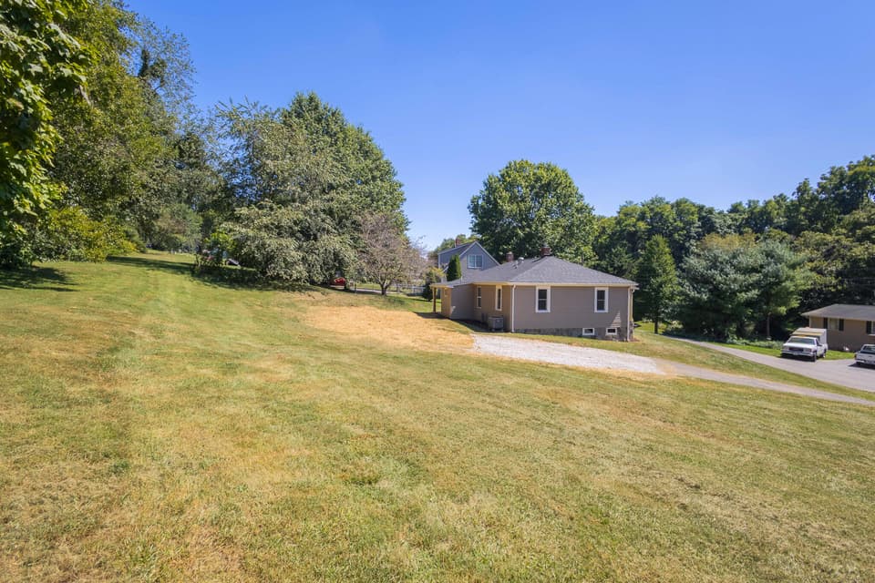 630 School Lane, photo 31 of 33