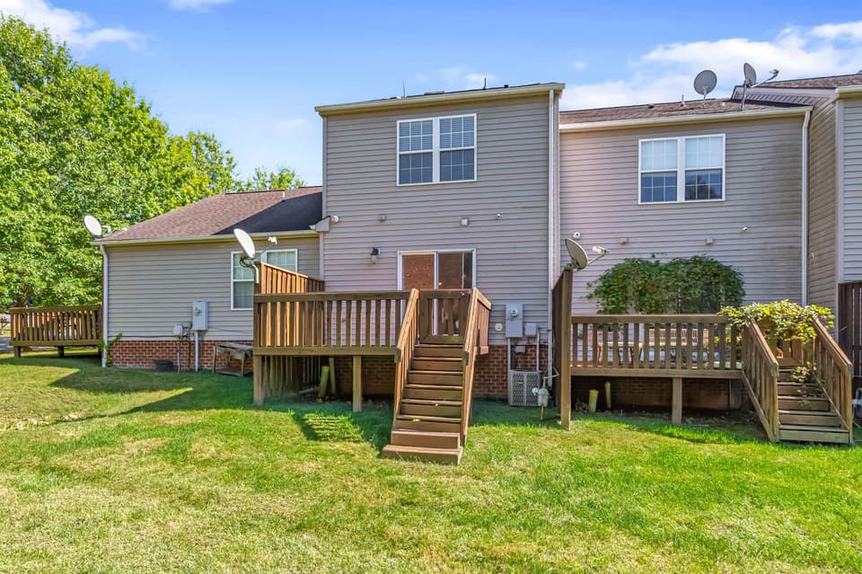 120 Blue Leaf Drive, photo 37 of 40